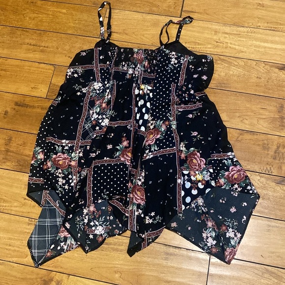 Torrid Asymmetrical Camisole tank - Picture 4 of 5